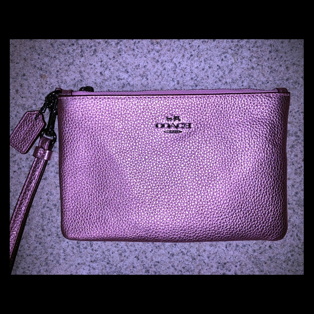 Coach Large Wristlet - Metallic Pink